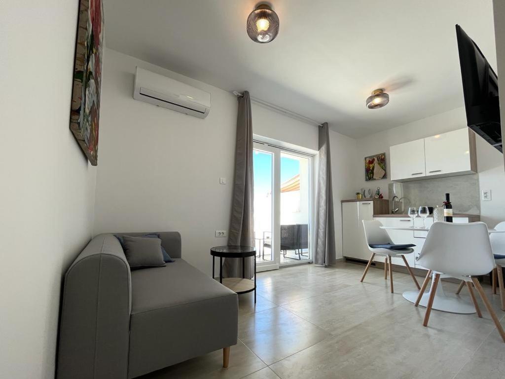 Palit D&M Apartments מראה חיצוני תמונה